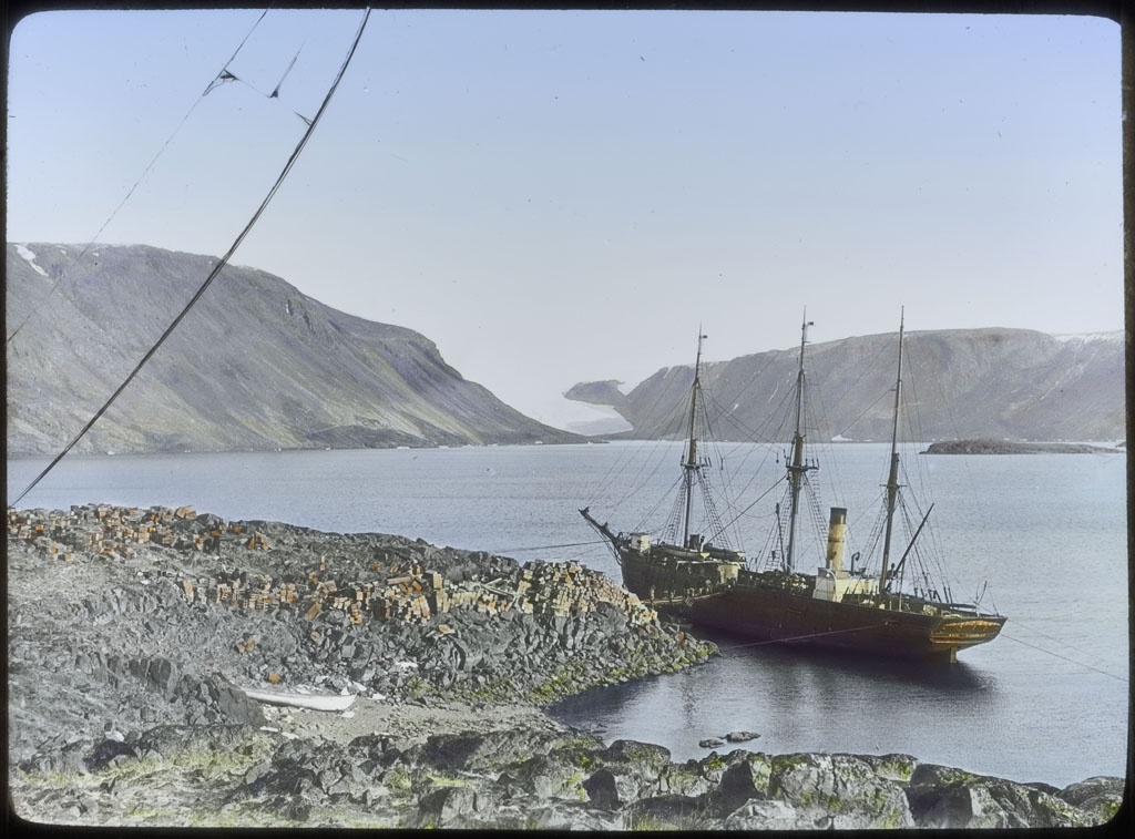 Donald Baxter MacMillan; ERIK at Provision Point-Etah, Northwest Greenland; 1913-1917; image; silver gelatin on glass; 10.16 cm x 8.26 cm x 0.64 cm (4 in. x 3 1/4 in. x 1/4 in.); TGM; North America