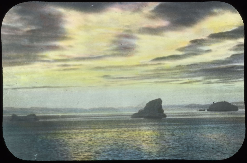 Donald Baxter MacMillan; Iceberg ahead.; 1913-1917; image; silver gelatin on glass; 10.16 cm x 8.26 cm x 0.64 cm (4 in. x 3 1/4 in. x 1/4 in.); TGM; North America